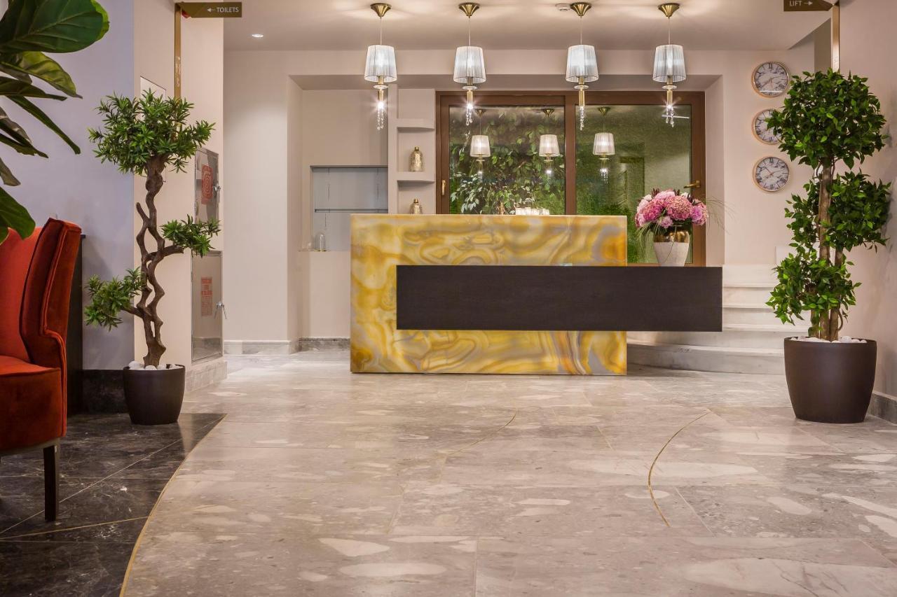 Royalty Hotel Atene Esterno foto
