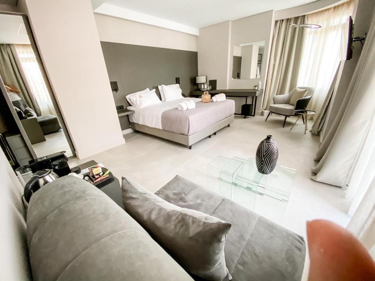 Royalty Hotel Atene Esterno foto