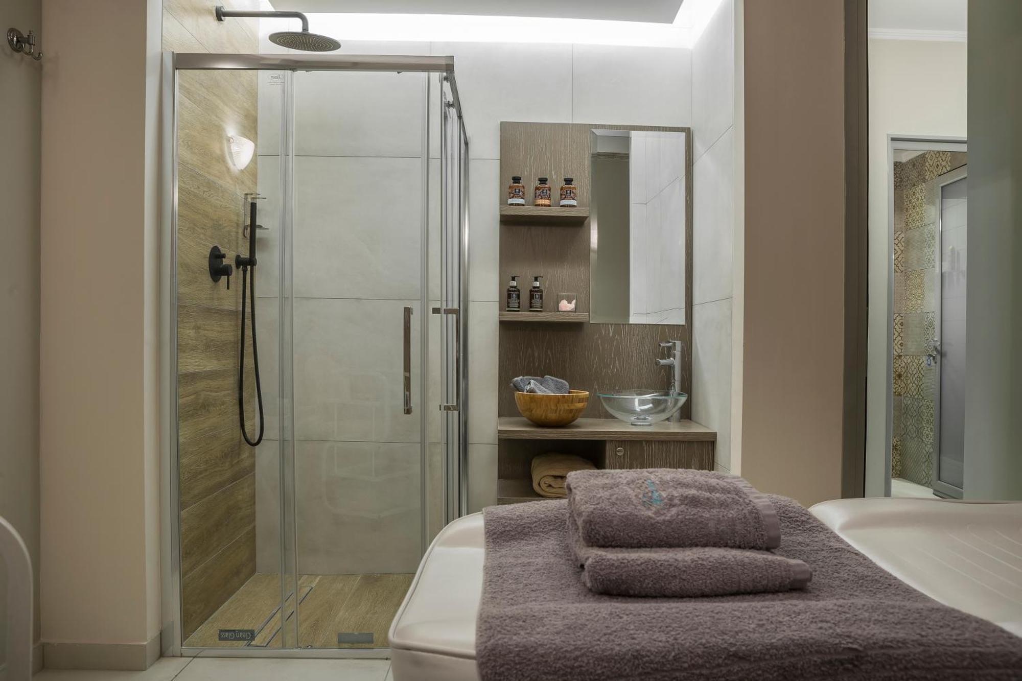 Royalty Hotel Atene Esterno foto